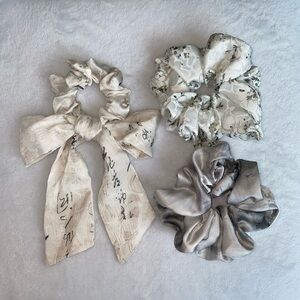 Add in bundle for total $15！ 3 pcs Hair Scrunchie Set